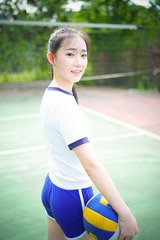 新澳门与香港天天免费精准大全2025_: 改善民生的措施，能否成为推动变革的重要因素？