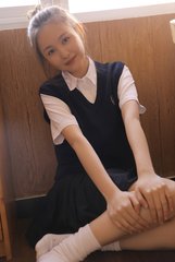 2005新澳正版免费大全_: 重要的时代背景，如何影响我们的选择？